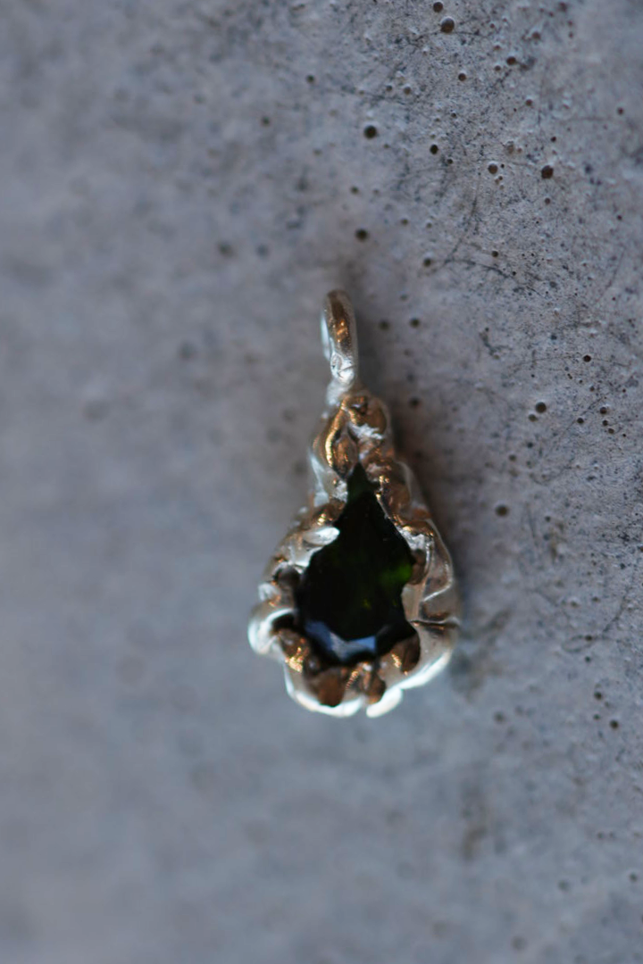 Frill Pear Pendant