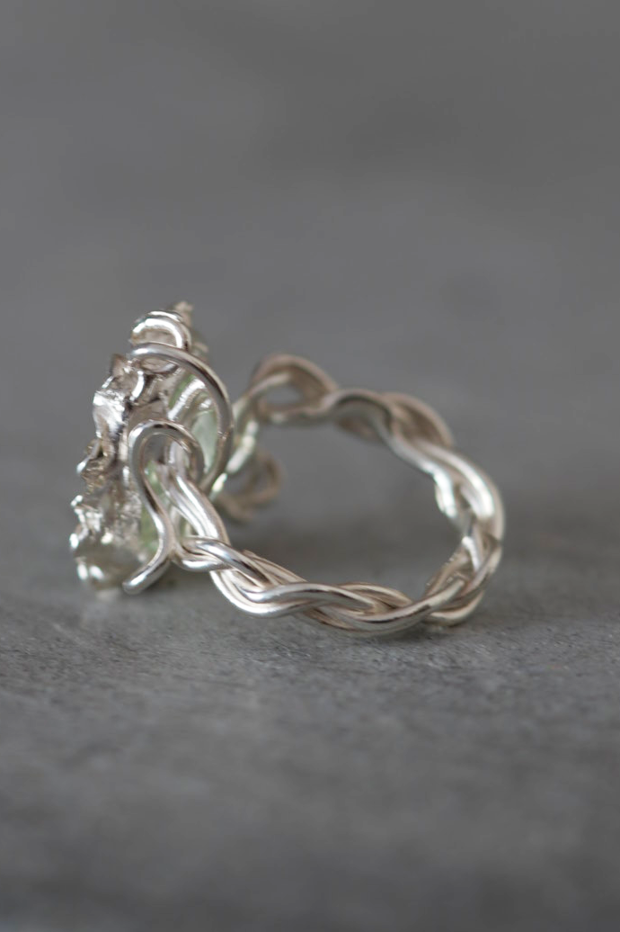 Wonderland Ring